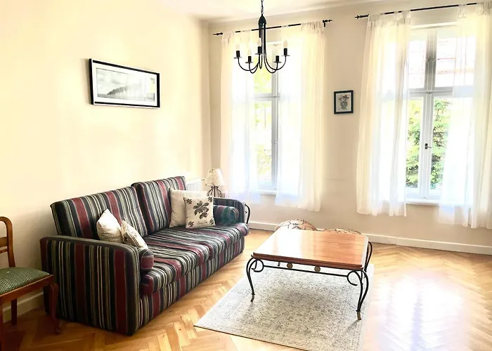 Agapella y- Helska 3 - 250M Form The Beach, Free Parking